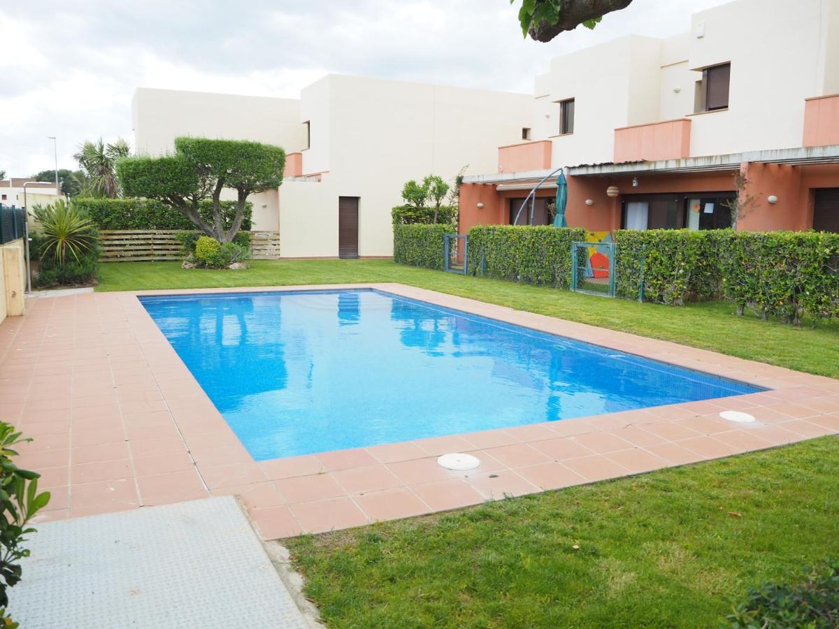 Villa Casa l'Escala, piscina comuntària i jardí privat Exterior foto